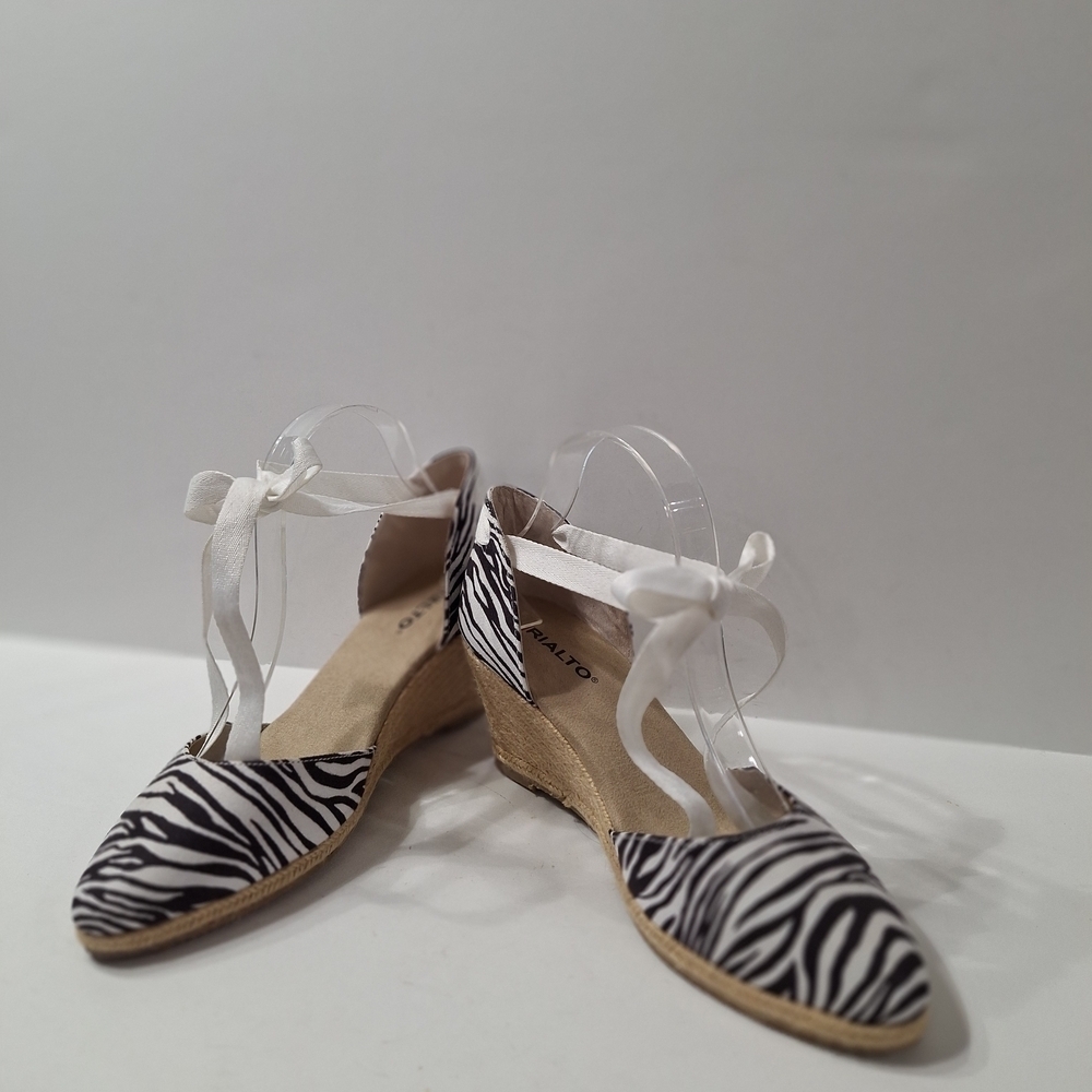 Rialto NEW Black White Animal Print Mobwife Espadrille Wedge Sandals Size 8
